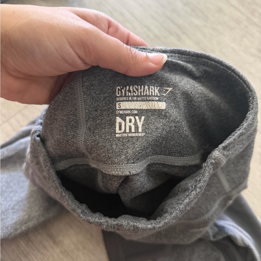 Gymshark Women's Gray mesh Leggings - Picture 5 of 7